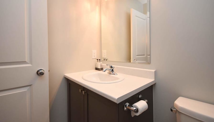 Rent In Ottawa Property Management Inc's room