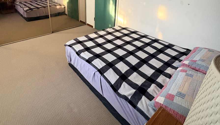 Jun's room