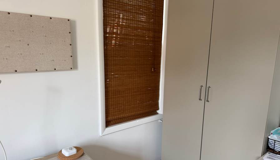 E's room