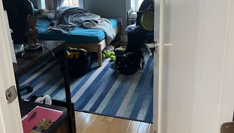 Jose Antonio's room