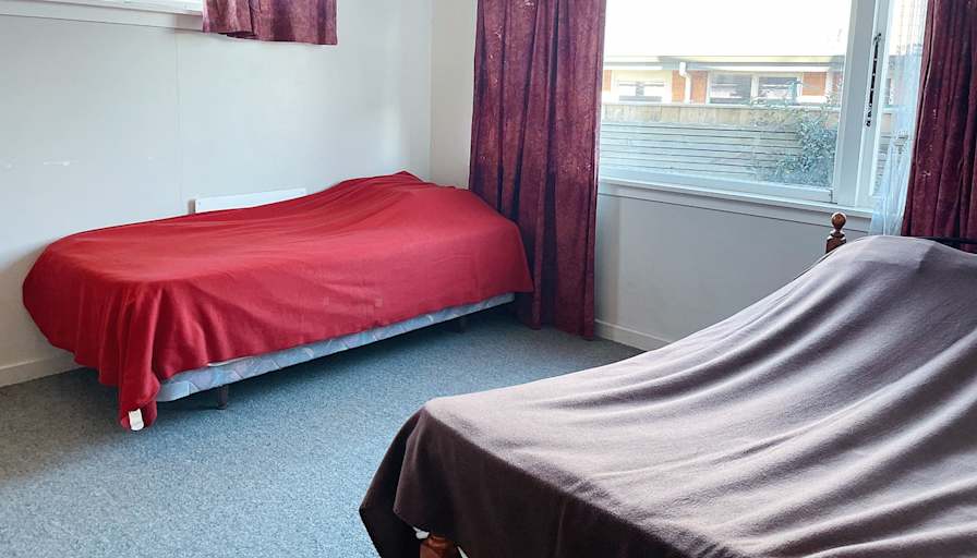 udomsak juchange's room