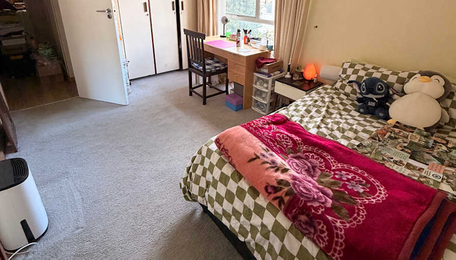 Aline's room