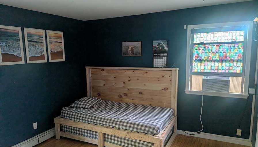 Valeria's room
