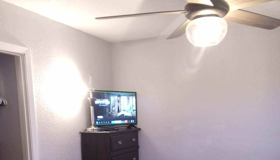 Armando's room