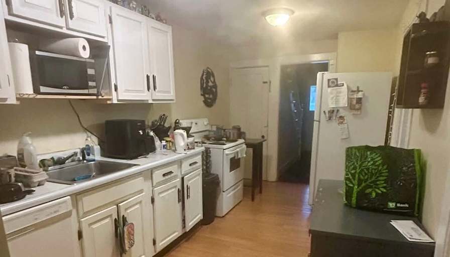 Sierra's room