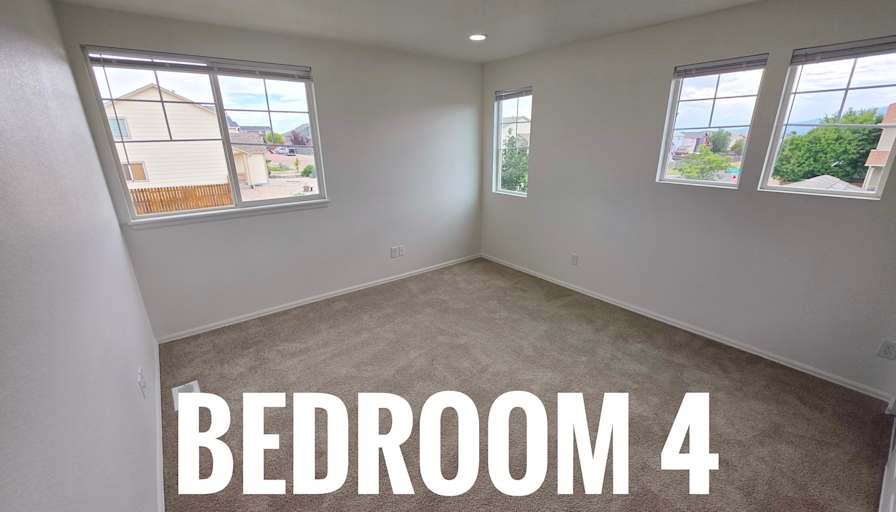 HomeCrew's room