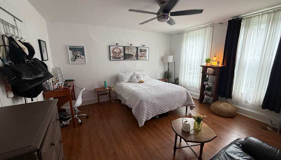 Robyne Driscoll's room