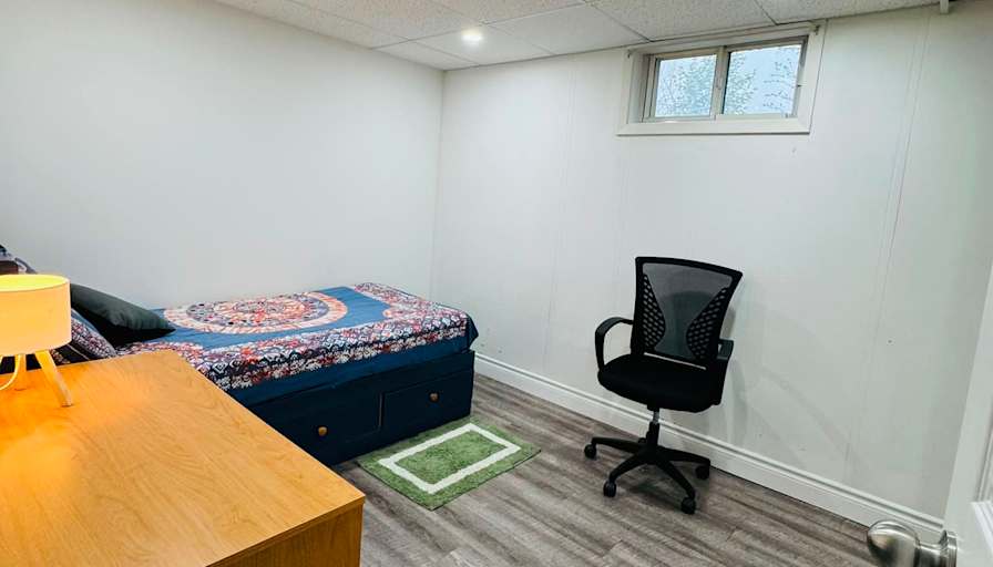 Sergio's room