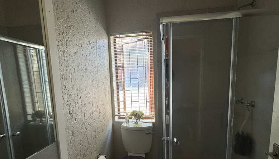 Botlhale-ba-Modimo Mmope's room