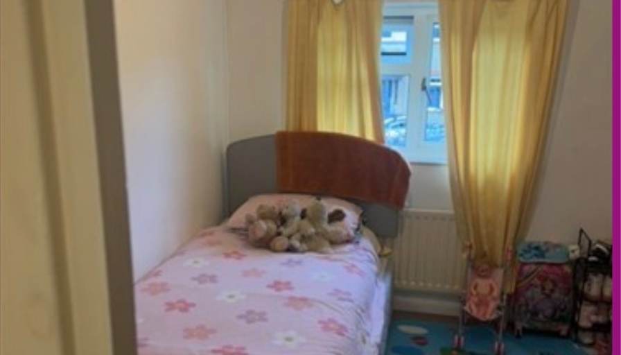 Debs's room