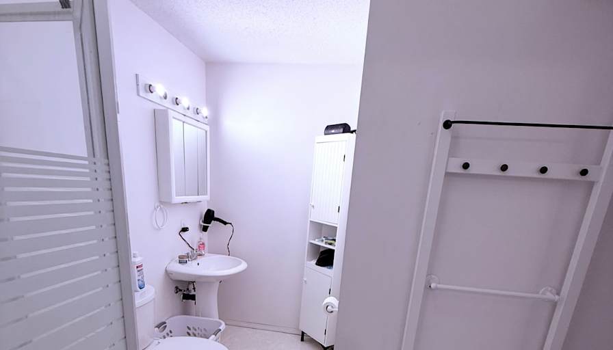 Nikki's room