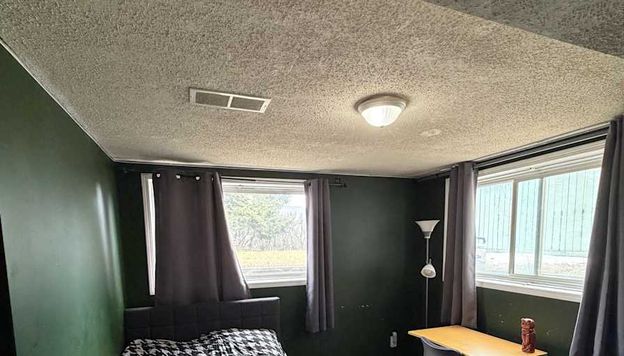 Tyler Lavery's room