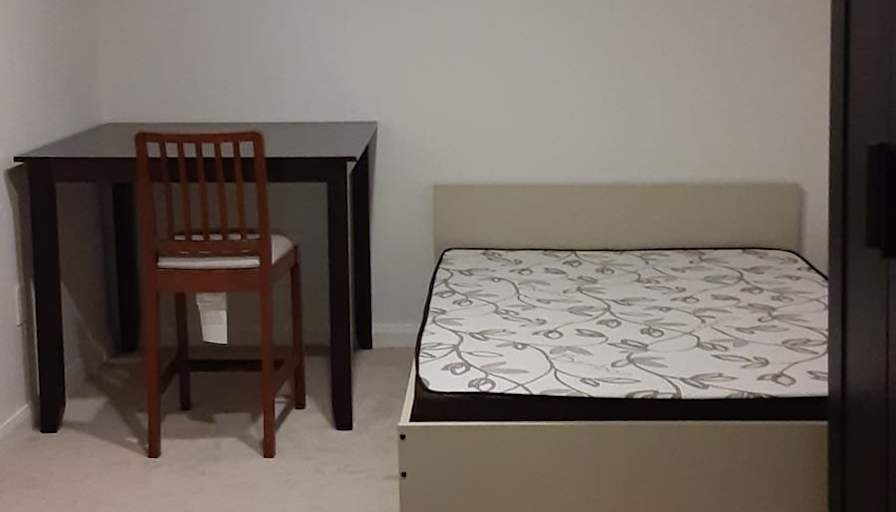 Aivlys Hidalgo's room