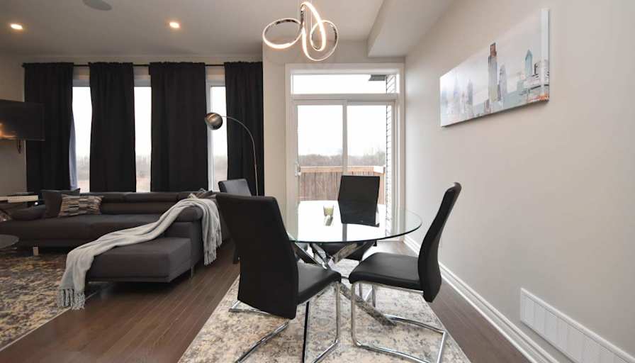 Rent In Ottawa Property Management Inc's room