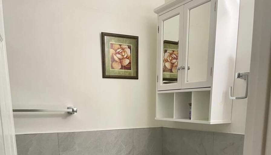 Sandeep Sawhney's room