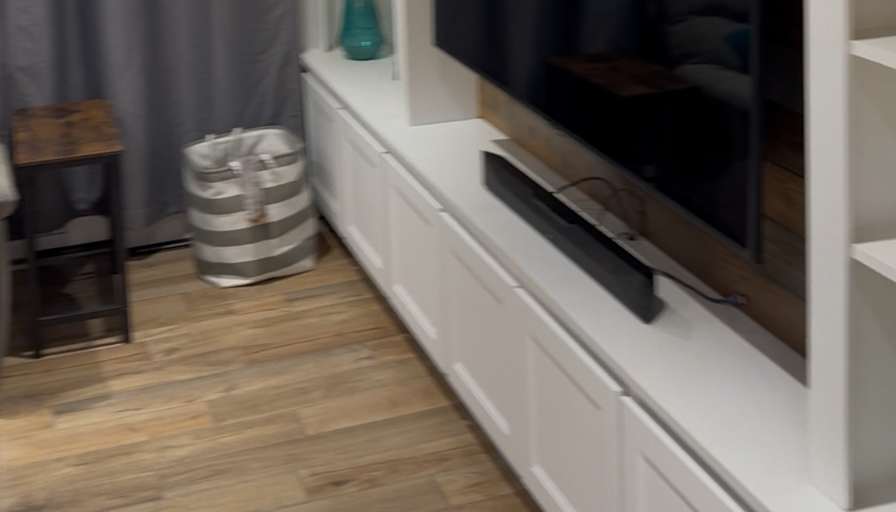 Simon's room