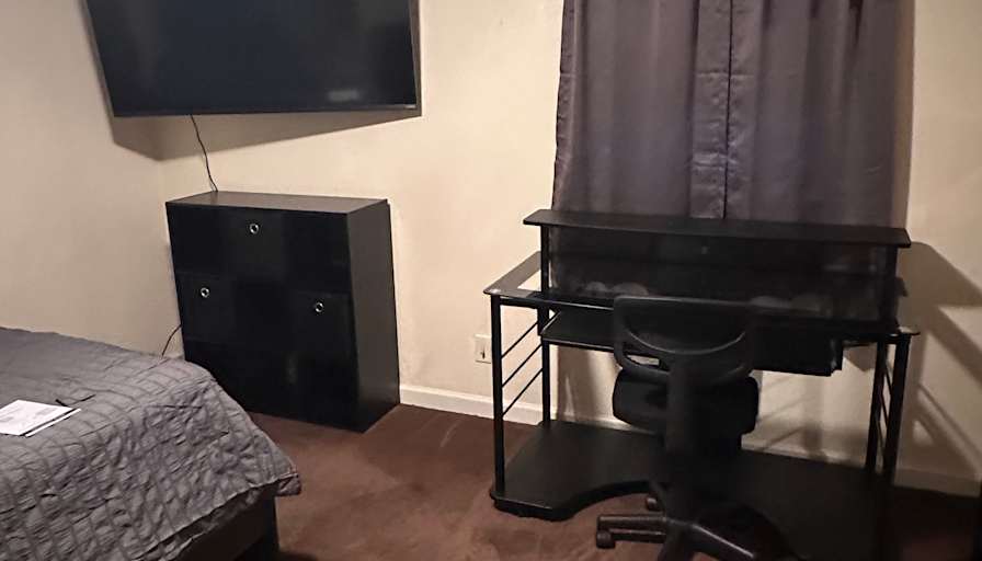 Unique's room