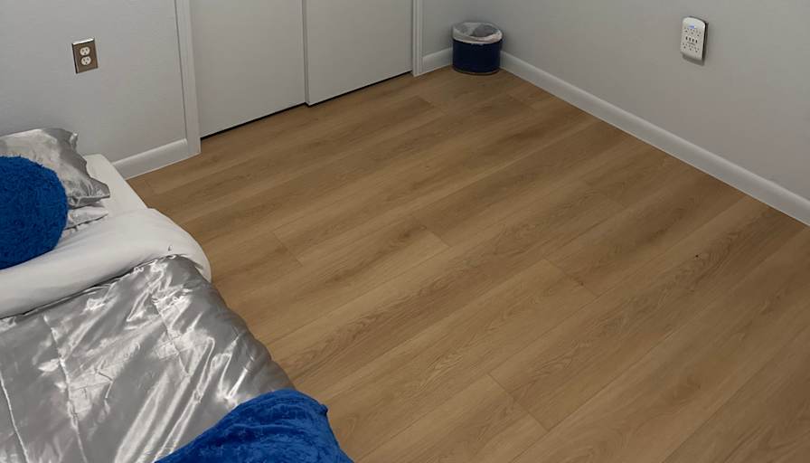 Sandy's room