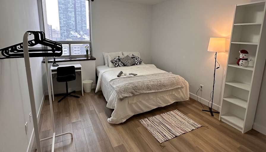 Housingfouryou's room