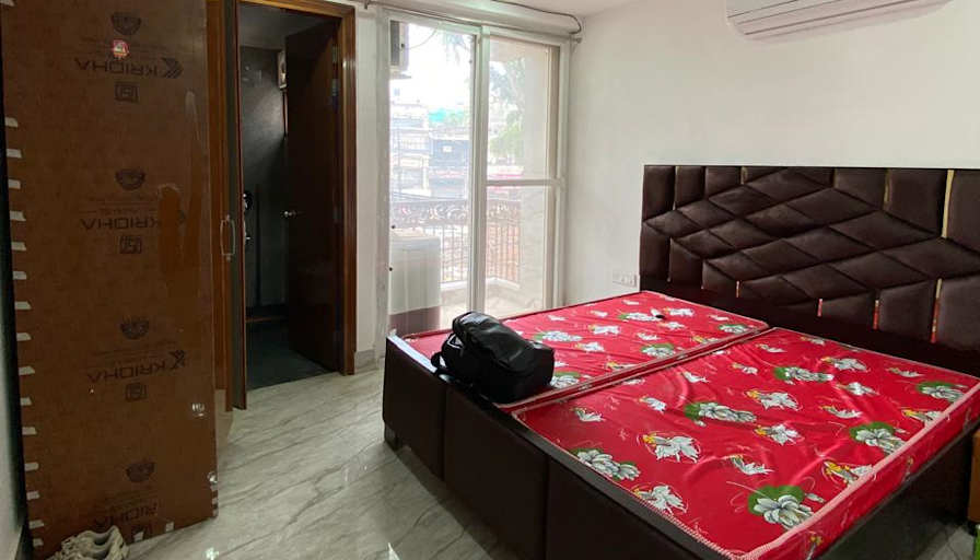 ansab's room