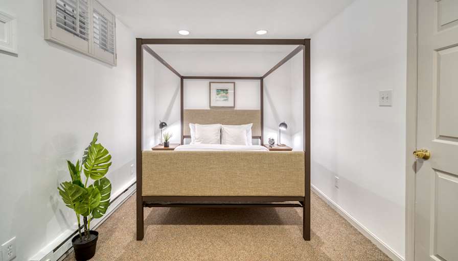 Sam June's room