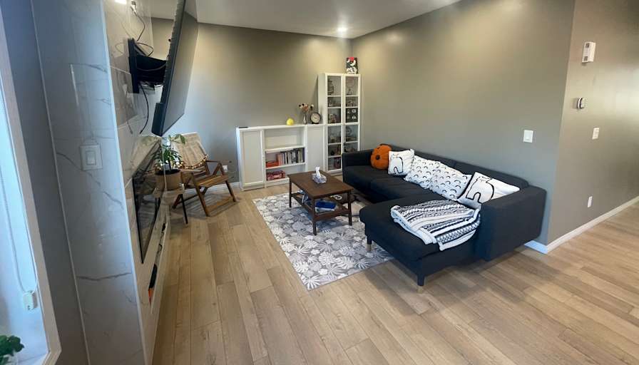 Chik Sum's room