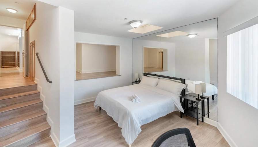 PadSplit's room