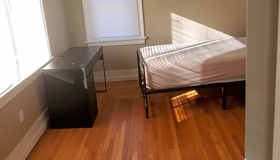 Omny's room