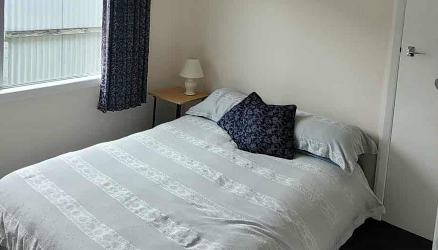 fergus lane's room