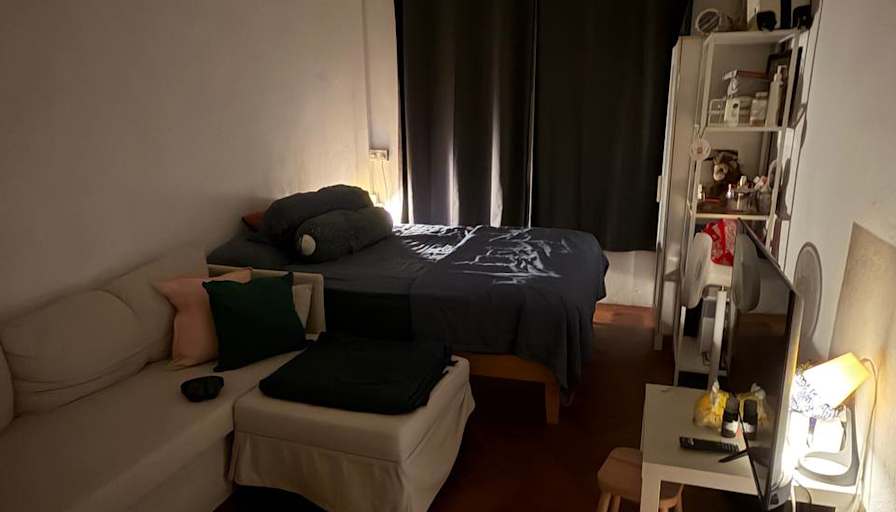 Deepika's room