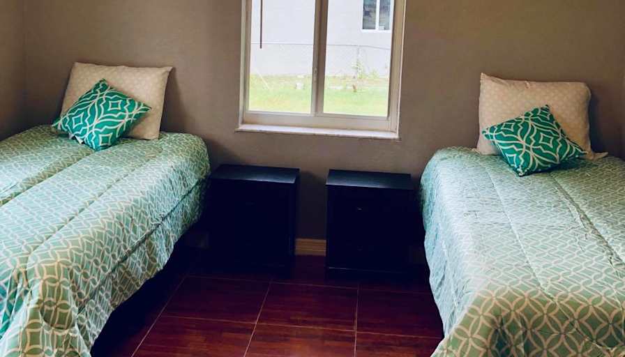 Dee's room