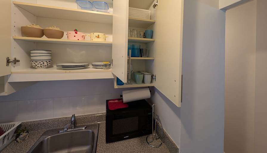 Serdar's room