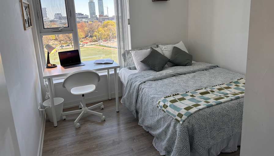 melisa derya's room