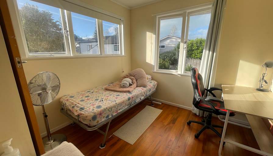 Zee's room