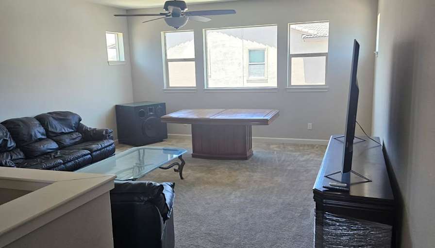 Kenneth Cole Bloesel's room