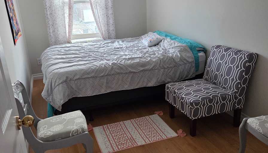 Anna's room