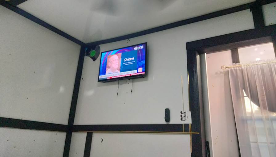 Trulans's room