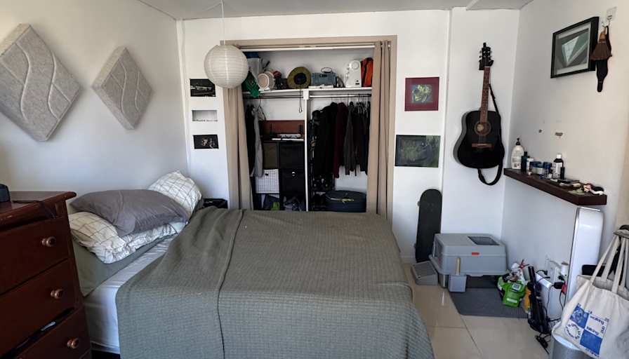JaJuan's room