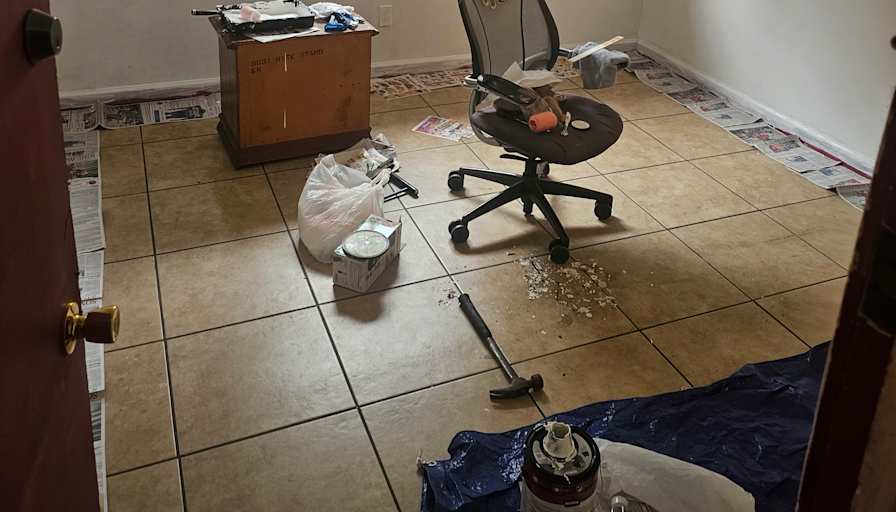 Juan's room