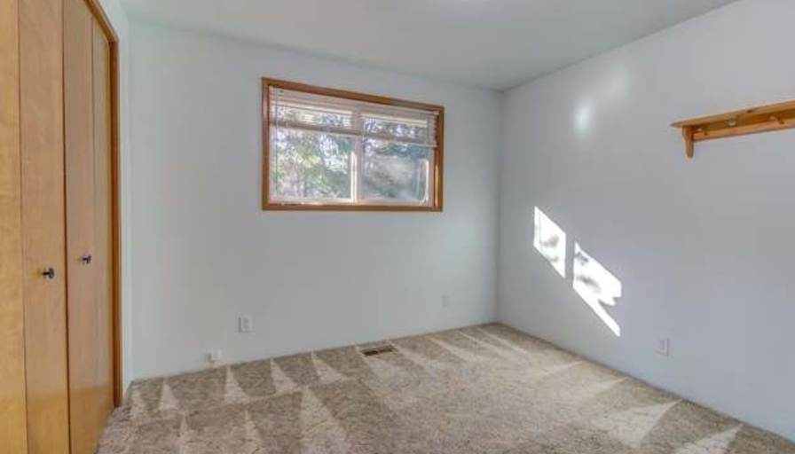 Lisa's room