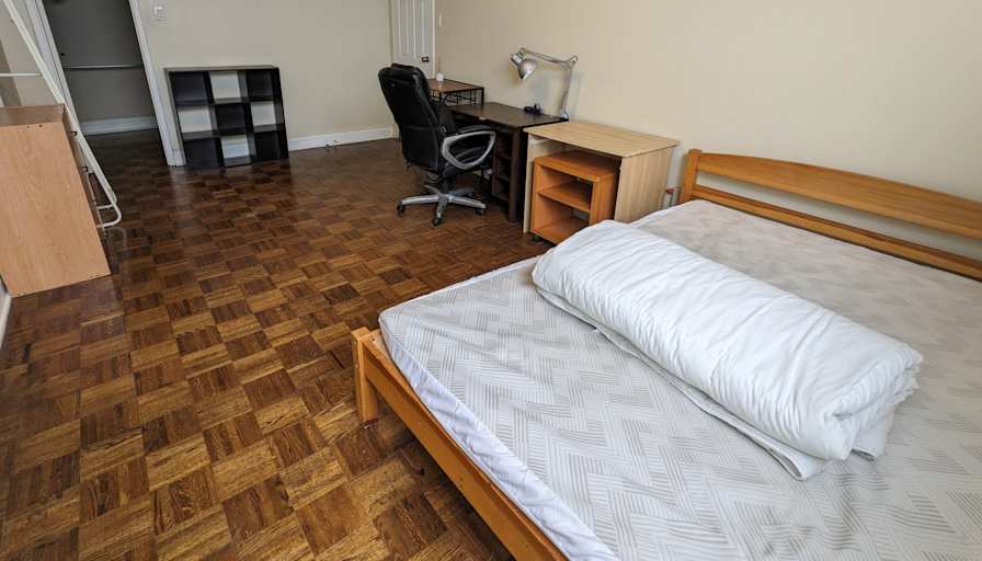 Al's room