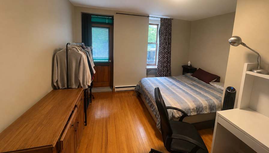 Luke's room