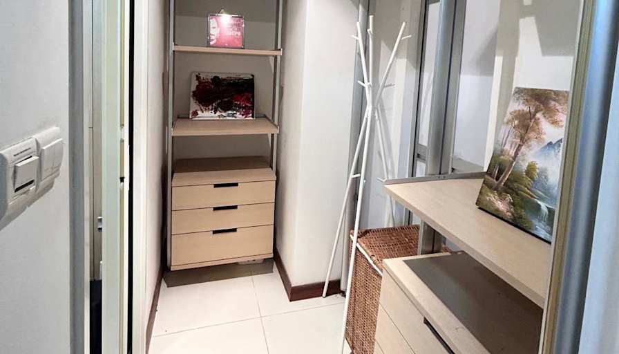 VVA EI's room