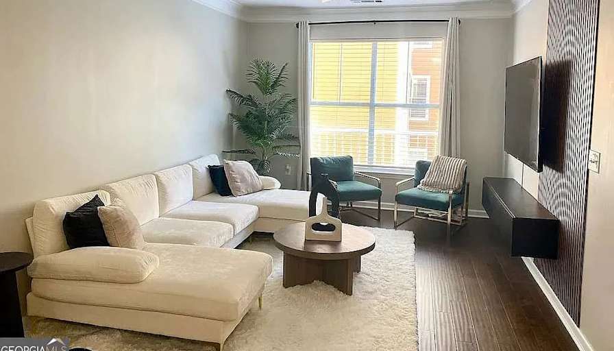 Alcove Rooms's room
