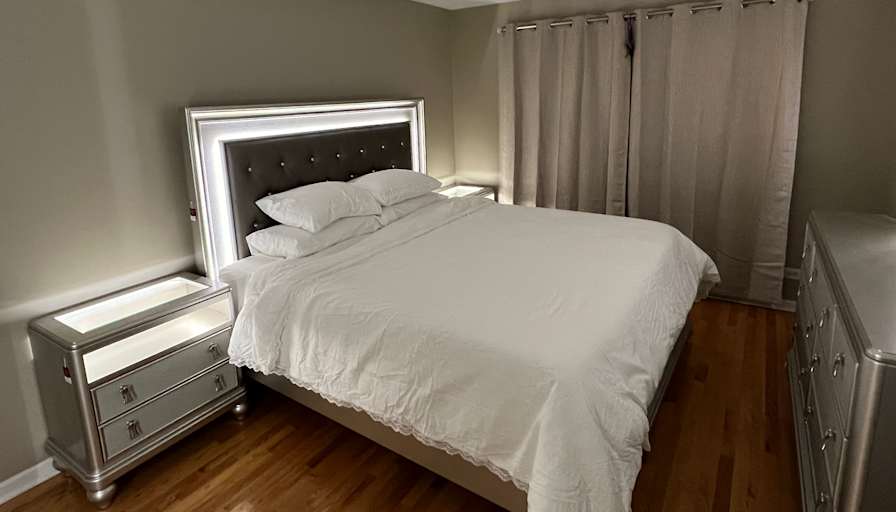 Geno's room
