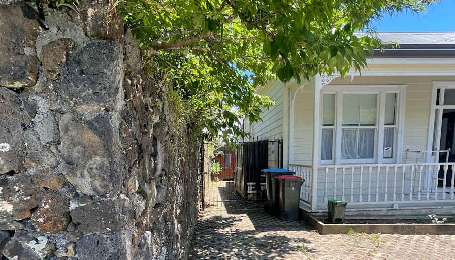 Grey Lynn Home's room