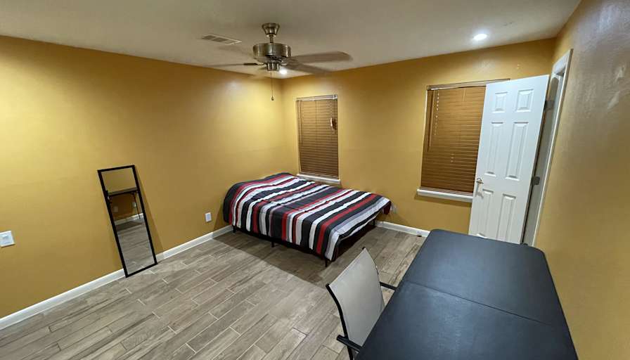 PadSplit's room