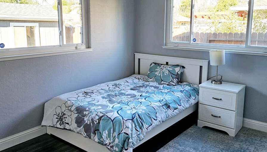 Silvia's room