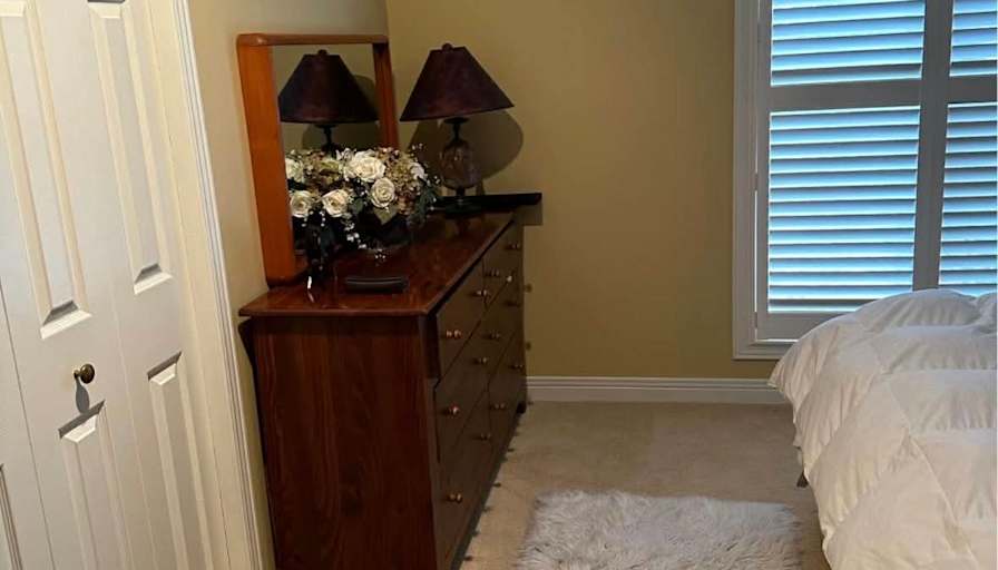 Eleni's room