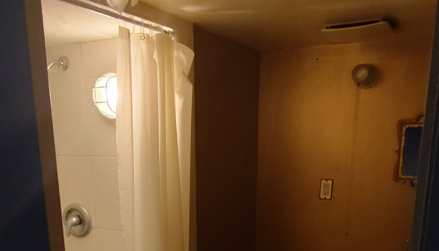 Inderpaul Dhami's room